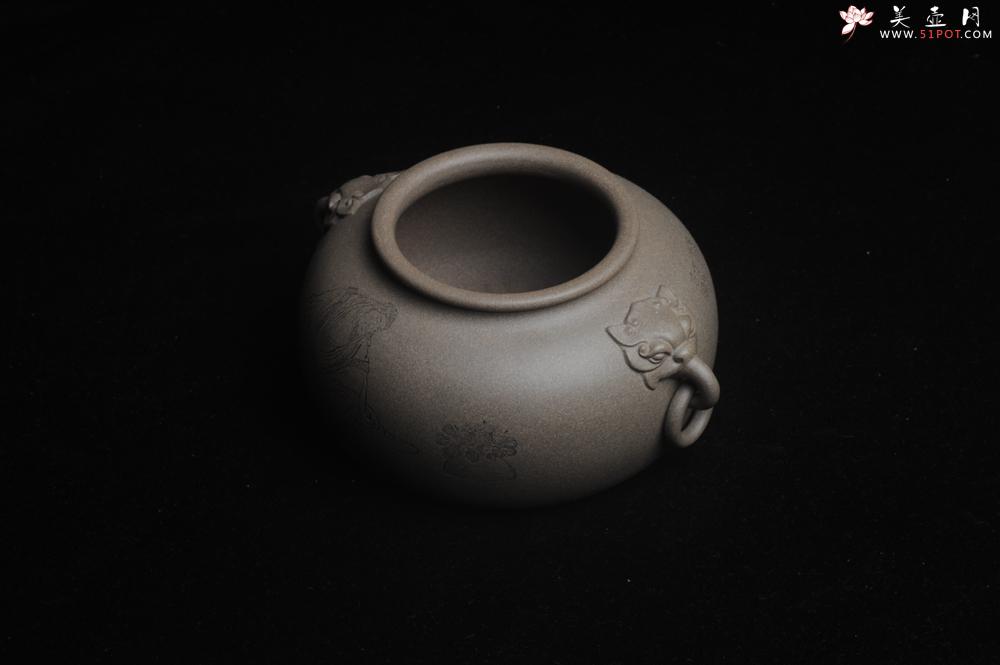 紫砂壶图片：精品特惠 老青段精品瑞兽双耳罐 茶仓 茶叶罐 水洗 烟灰缸 多用 子陶刻抚琴图 琴韵书声 - 美壶网
