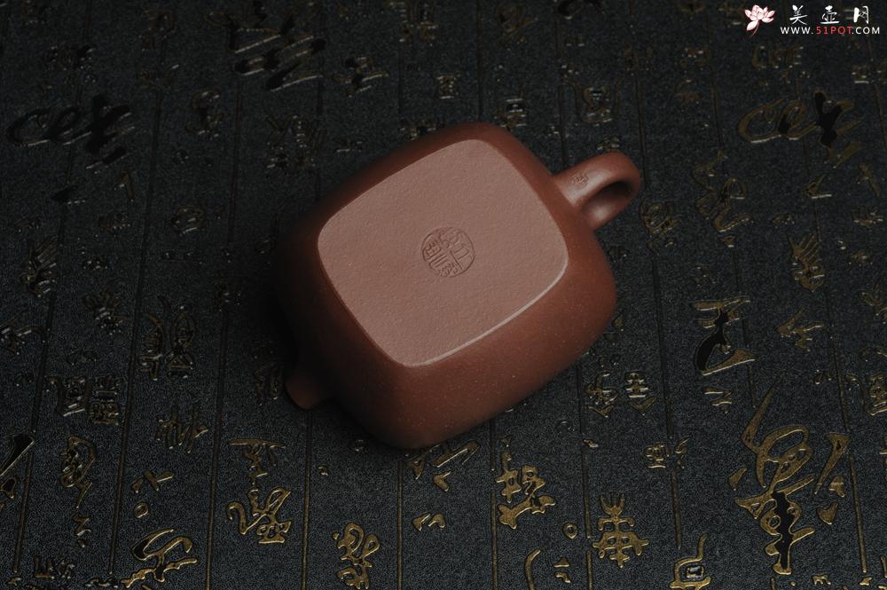 紫砂壶图片：美壶特惠 精工好料底曹青枯枝鸟小四方 灰常雅致 - 美壶网