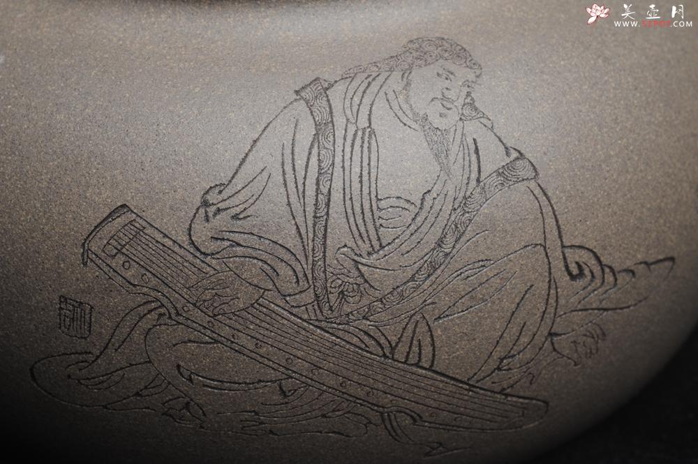 紫砂壶图片：精品特惠 老青段精品瑞兽双耳罐 茶仓 茶叶罐 水洗 烟灰缸 多用 子陶刻抚琴图 琴韵书声 - 美壶网