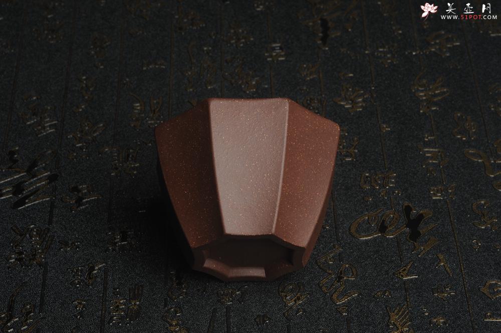 紫砂壶图片：美杯特惠 超精工厚实紫玉金砂八方杯 - 美壶网