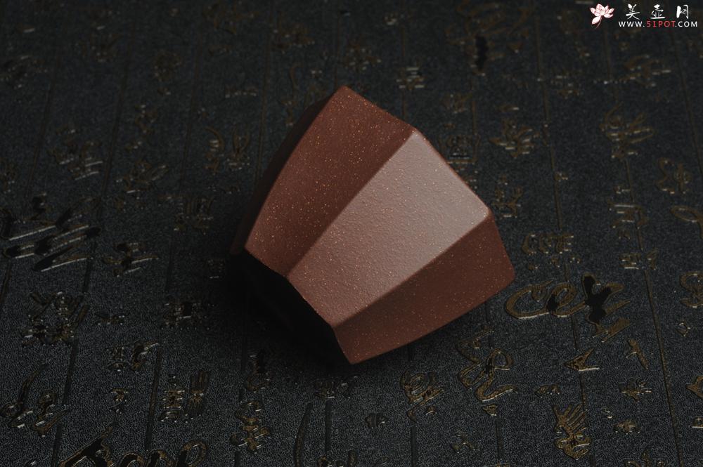 紫砂壶图片：美杯特惠 超精工厚实紫玉金砂八方杯 - 美壶网