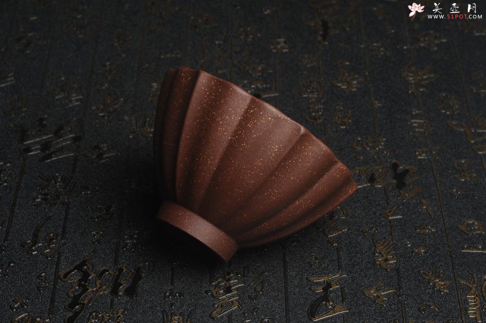 紫砂壶图片：美杯特惠 超精工厚实紫玉金砂菱花杯 - 美壶网