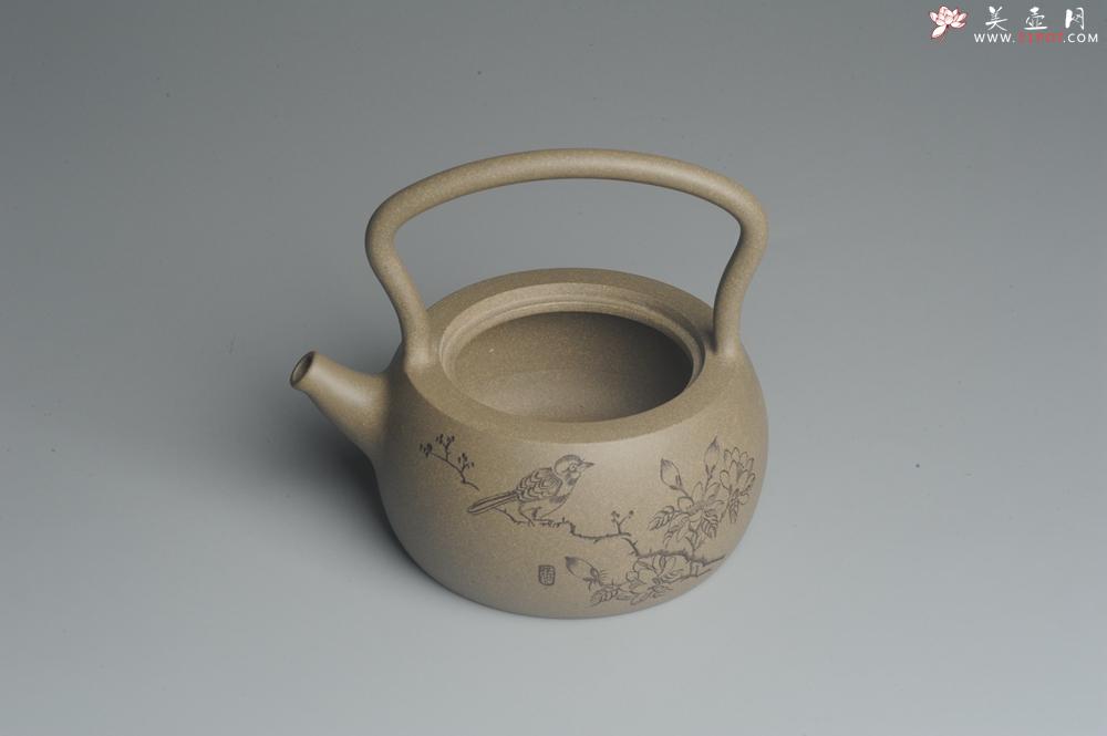 紫砂壶图片:美壶特惠 老青段 助工精工怀古提梁 装饰花鸟 - 美壶网