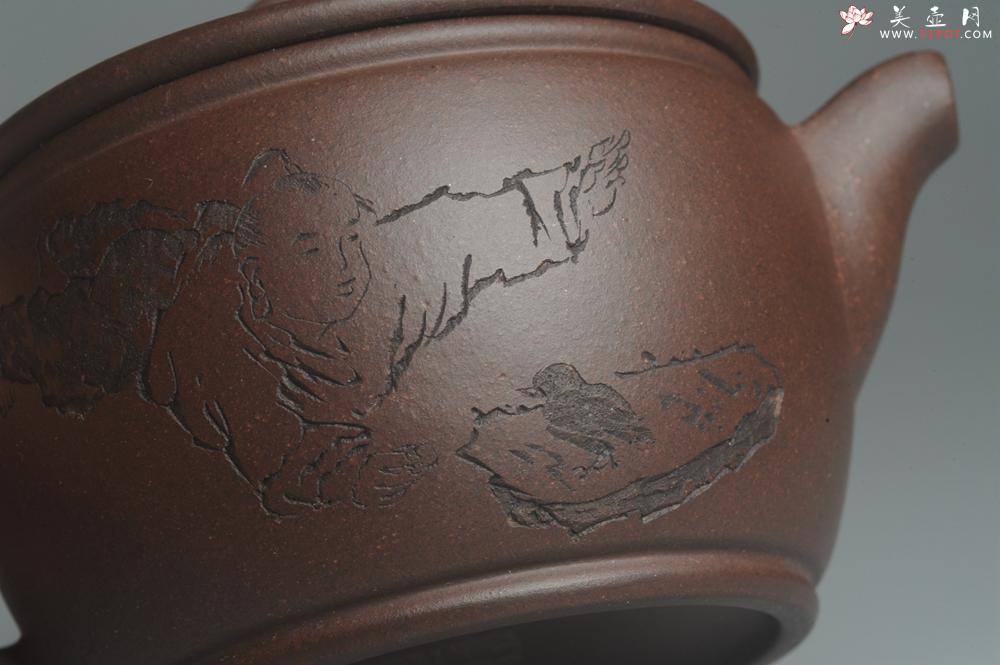 紫砂壶图片：美壶特惠  精致黑星老紫泥汉瓦 惟吾德馨 茶人醉爱 - 美壶网