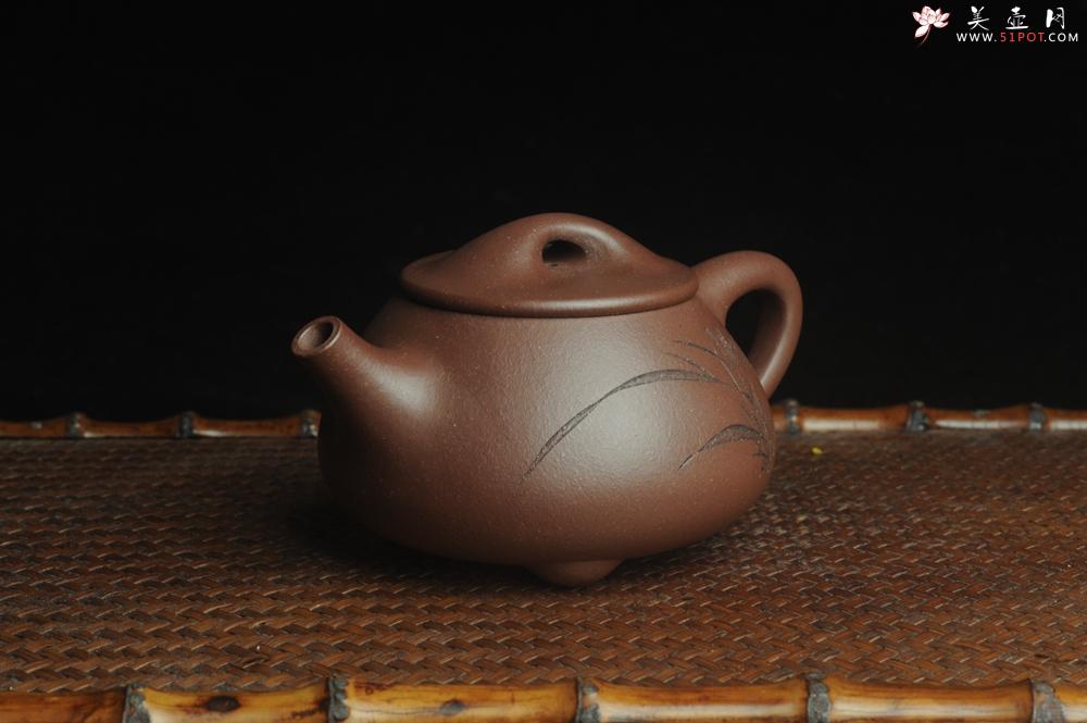 紫砂壶图片：美壶特惠 工料俱佳满瓢（霸王石瓢）装饰兰花 茶人醉爱 - 美壶网