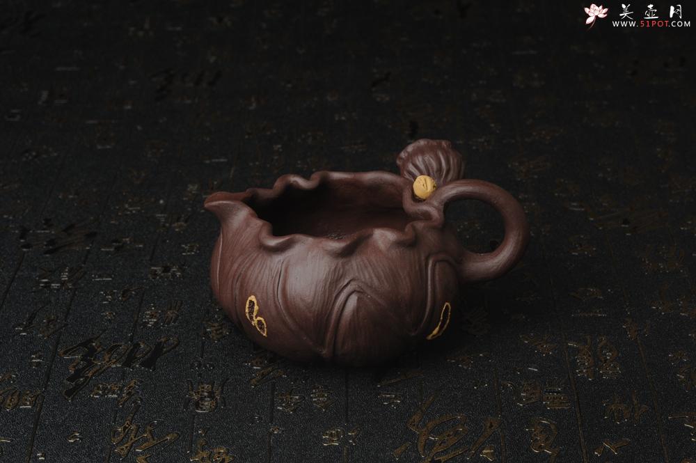 紫砂壶图片：精致特惠紫泥莲蓬公道杯 - 美壶网