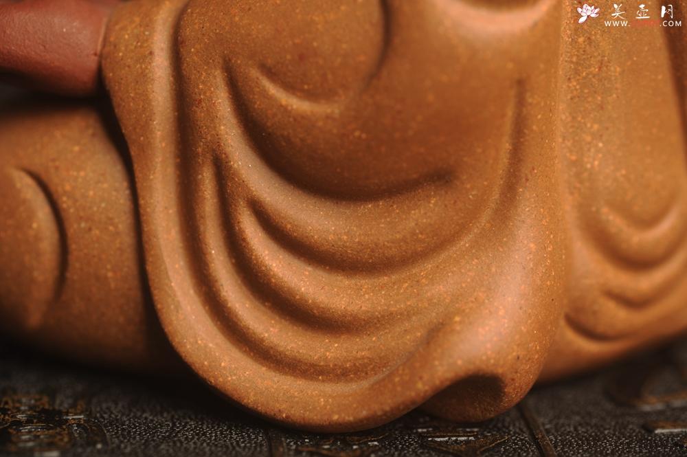 紫砂壶图片：迎中秋特惠紫砂雕塑 精工好料沐心罗汉 高14cm - 美壶网