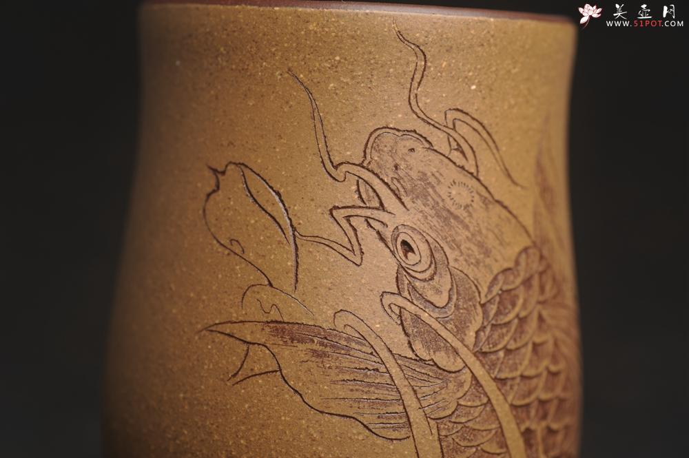 紫砂壶图片：美杯特惠 精品好泥好工好刻雅致特厚实鱼跃主人杯二式 茶人醉爱 - 美壶网