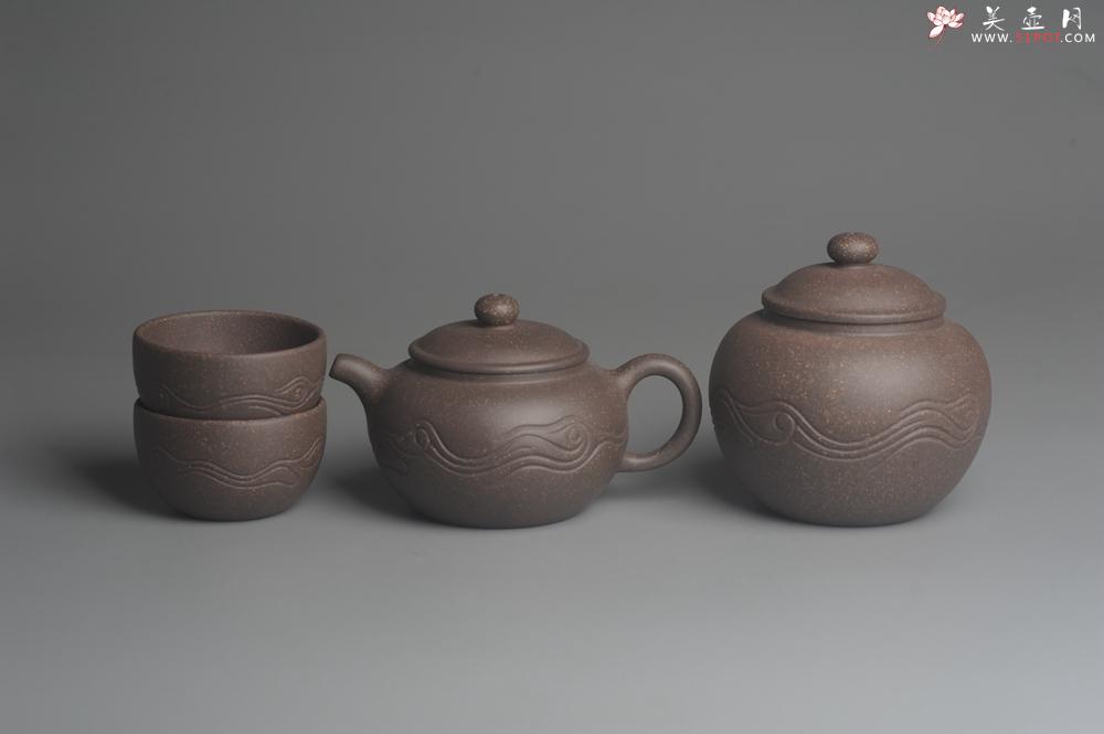 紫砂壶图片：美壶特惠 优质青灰段泥精致行云流水套组 一壶（180cc）二杯一醒茶罐（280cc） - 美壶网