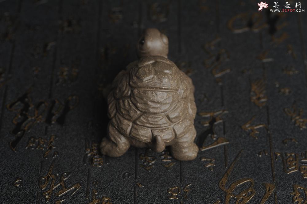 紫砂壶图片：美宠特惠精致青段石敢当 镇宅龟茶宠摆件长8cm宽6cm高4.5cm - 美壶网