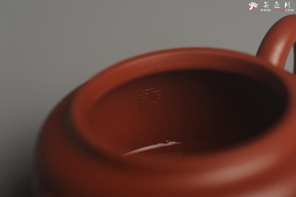 紫砂壶图片：小煤窑朱泥精工全手小旭帽壶 茶人醉爱 - 美壶网