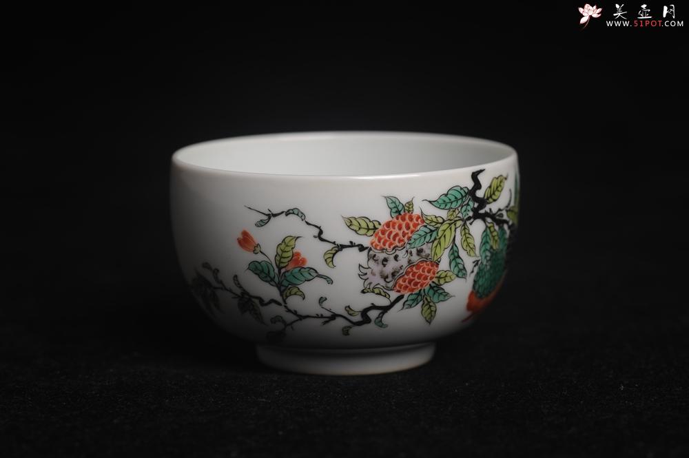 紫砂壶图片：玄辰器 精品古彩 石榴多子多福 笑口常开 主人杯压手杯 景德镇茶杯 茶人醉爱 - 美壶网