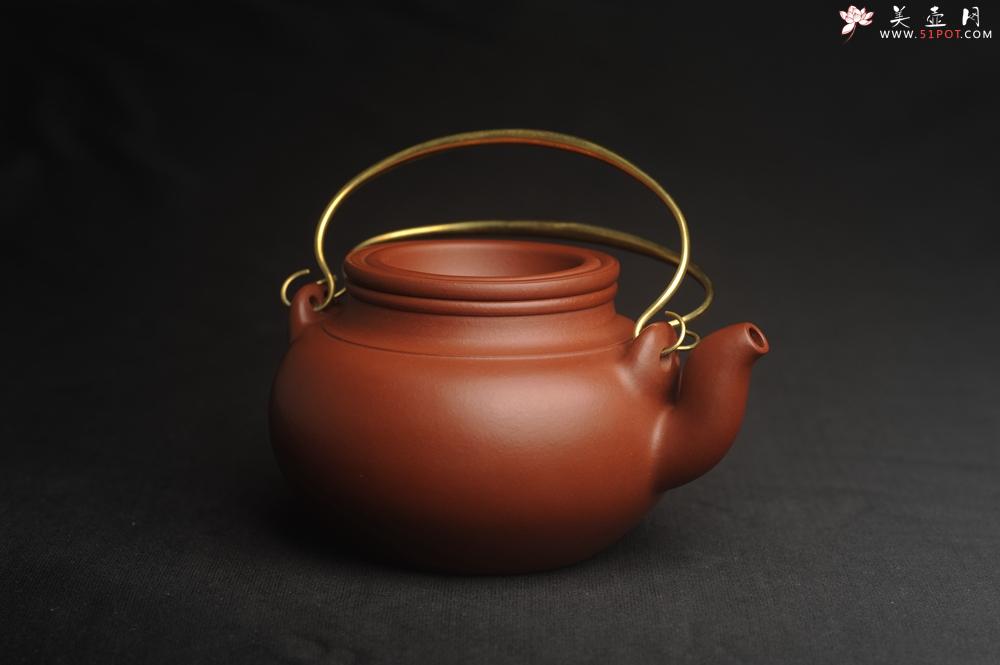 紫砂壶图片：潜力股周小培全手工老清水泥蛋包提梁壶 特实用 - 美壶网