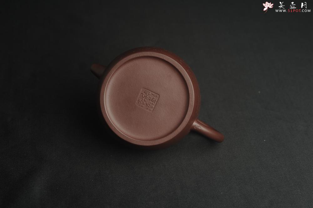 紫砂壶图片：,美壶特惠 超精致老紫泥秦权壶 装饰老子出关图 特文气 不输2000元做工 - 美壶网