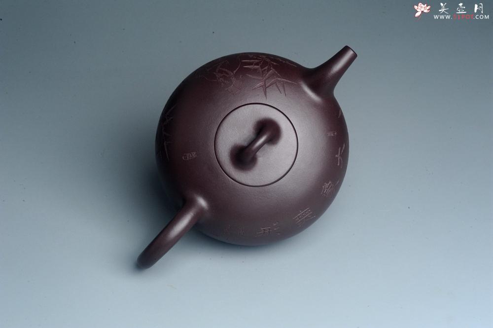 紫砂壶图片:潜力股周小培老师 油润底槽清 卡盖难度相当大 全手工大半月紫砂壶 大象无形 特文气 期待与亲结缘 - 美壶网