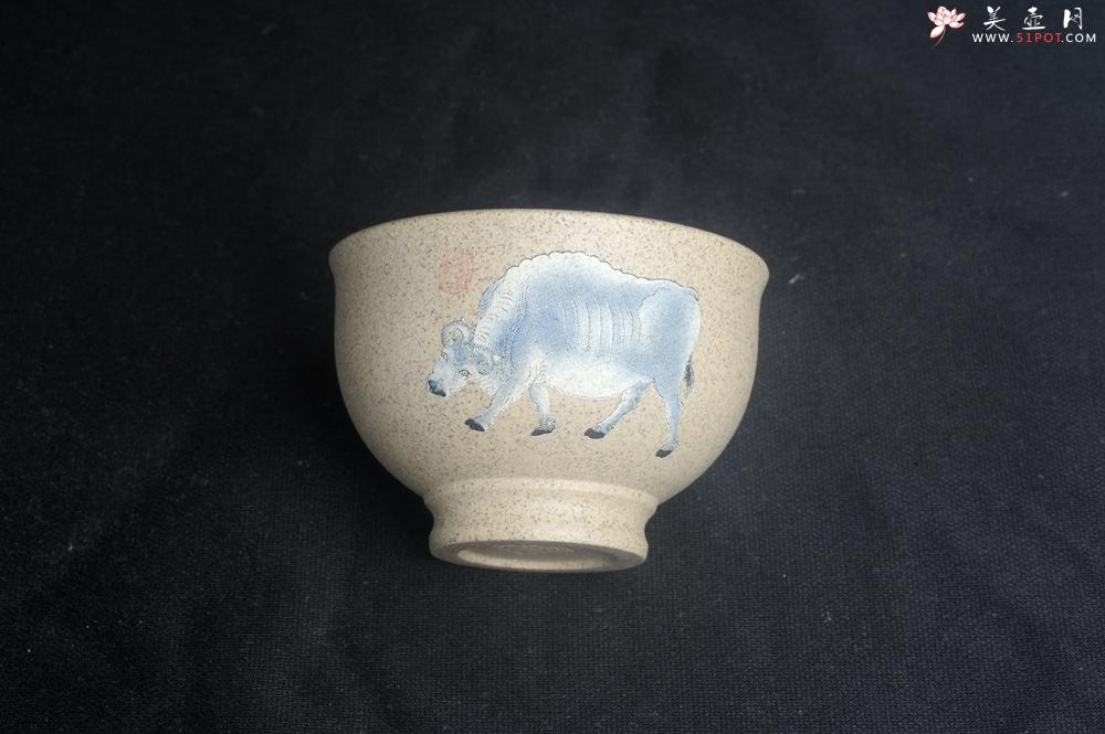 紫砂壶图片：美杯特惠 高温本山段泥 精致吉祥牛主人杯 高性价比 - 美壶网