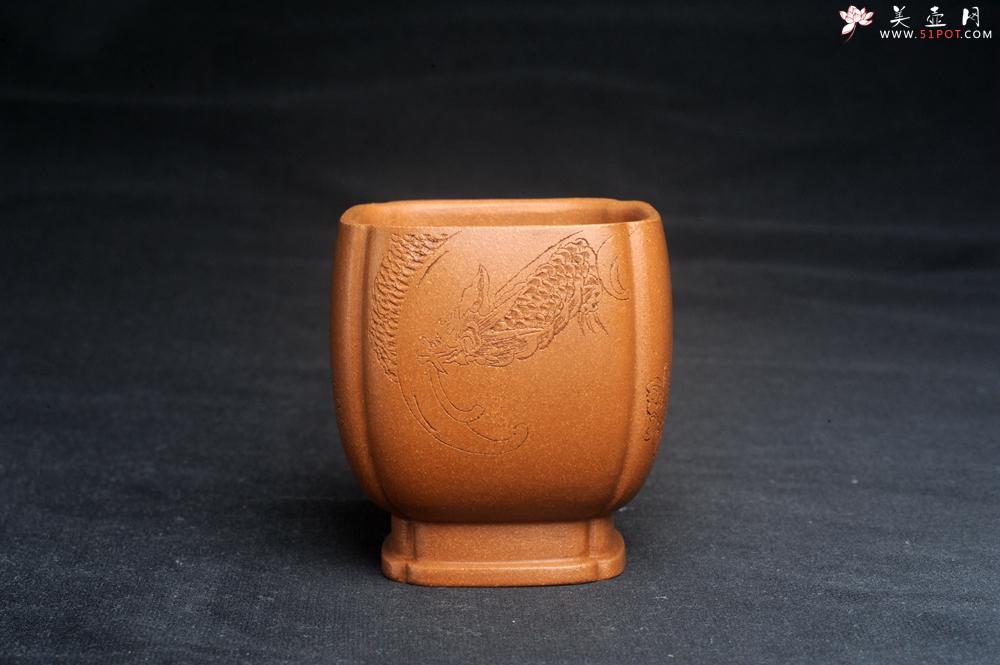 紫砂壶图片：美杯特惠 特好降坡泥 精致四方抽角大号主人杯 四面瑞兽 寓意吉祥 高性价比 - 美壶网