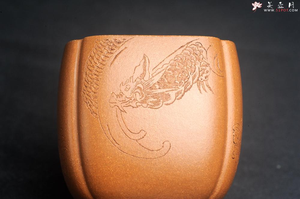 紫砂壶图片：美杯特惠 特好降坡泥 精致四方抽角大号主人杯 四面瑞兽 寓意吉祥 高性价比 - 美壶网