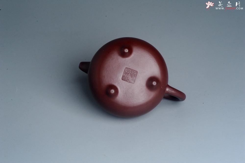 紫砂壶图片：潜力股周小培老师 4号井深井红皮龙 超精致全手工三足乳鼎茶壶 - 美壶网