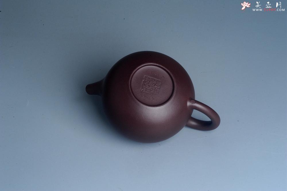 紫砂壶图片：实力派助工周斌 优质底槽清全手工精工 原创寿桃壶  陶兴双刀装饰 特文气 但愿人长久千里共婵娟 - 美壶网