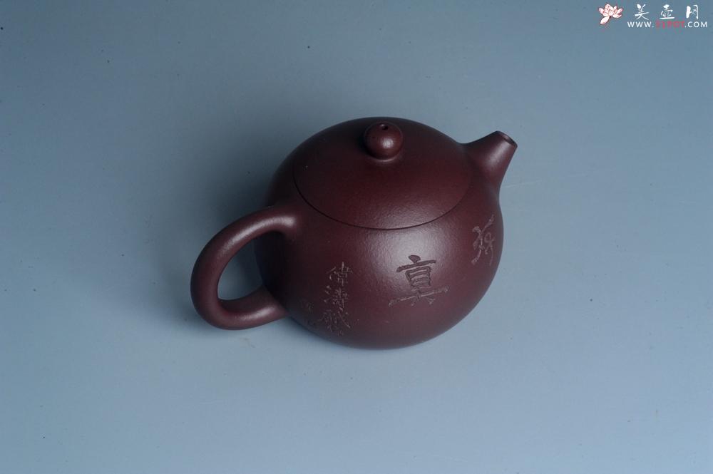 紫砂壶图片：实力派工艺师周斌优质底槽青全手工精工西施茶壶 实力名家刘伟涛装饰 有钱真好 - 美壶网