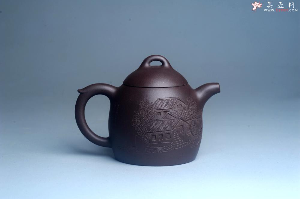 紫砂壶图片：美壶特惠 超精致老紫泥秦权壶 立体雕刻山水 特文气 - 美壶网