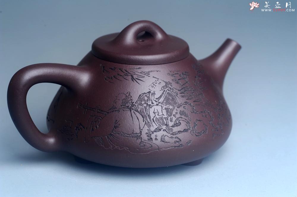 紫砂壶图片：实力派工艺师周斌优质底槽清全手工精工子冶石瓢 装饰竹林七贤 特文气 - 美壶网