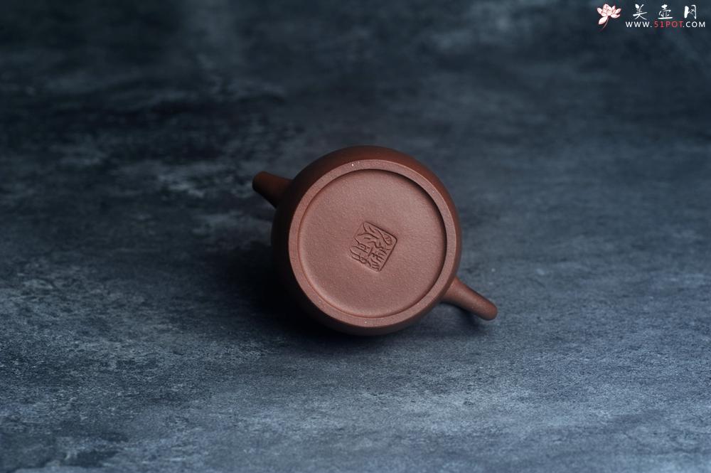 紫砂壶图片：美壶特惠 精致黑星红拼紫泥（家藏限量）高帽巨轮壶 球孔出水爽利 茶人醉爱 - 美壶网