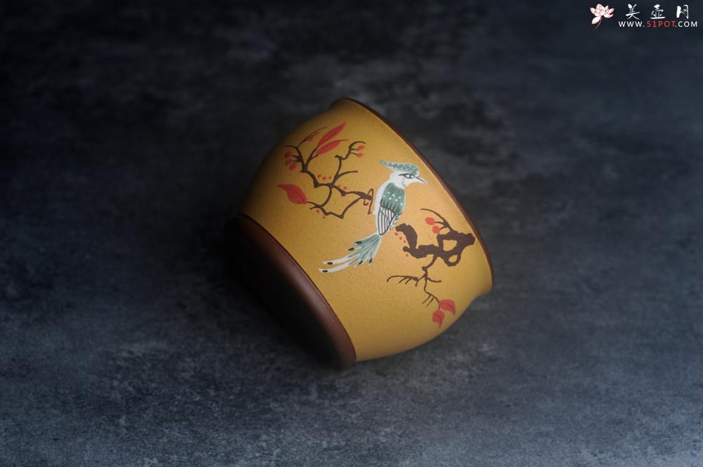 紫砂壶图片：美美杯特惠 精致花鸟紫砂杯 紫泥粉黄金段泥主人杯 茶杯 特文气 - 美壶网