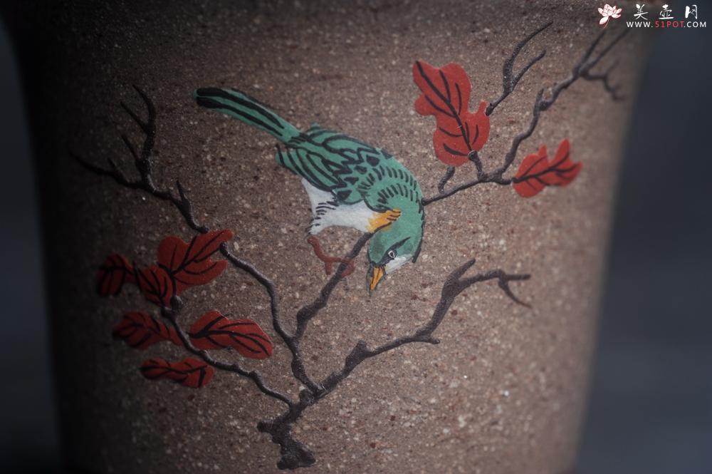 紫砂壶图片：美美杯特惠 精致花鸟紫泥粉黄金段泥主人杯 特文气 - 美壶网