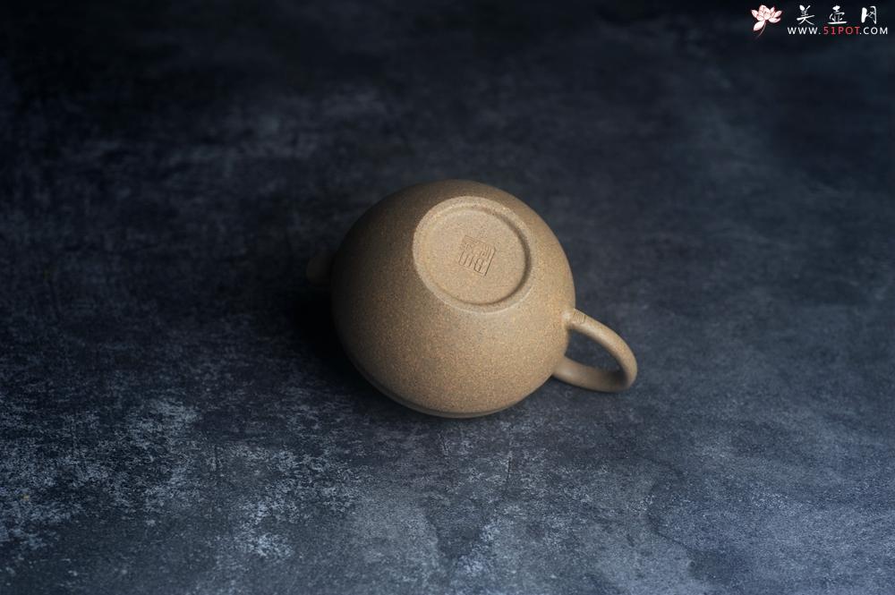 紫砂壶图片：美壶特惠 特好段泥精致松果壶 茶人醉爱 - 美壶网