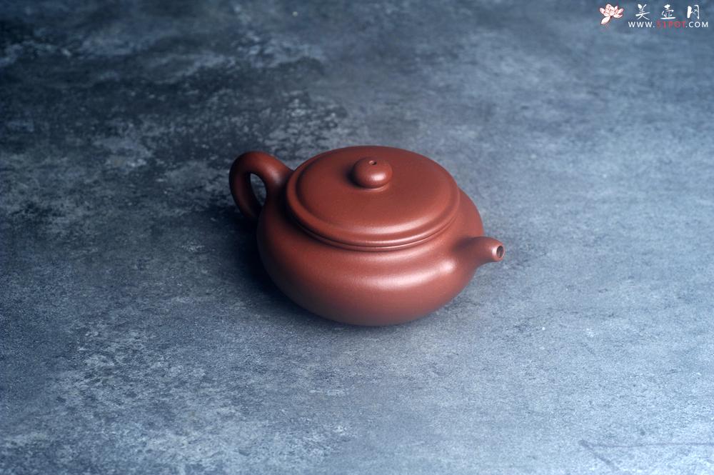 紫砂壶图片：美壶特惠 特好清水泥扁古壶 茶人醉爱 - 美壶网