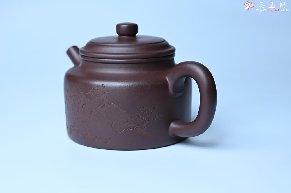 紫砂壶图片：油润底曹青 全手工德中茶壶 装饰人物特文气 - 美壶网