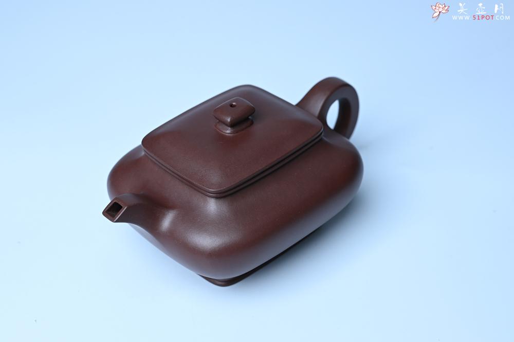 紫砂壶图片：油润老紫泥全手工精工小四方虚扁壶 - 美壶网