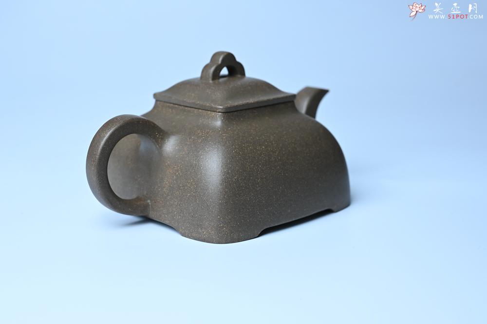 紫砂壶图片：实力派张海艳全手工蟹壳老青段泥精工弧菱壶 - 美壶网