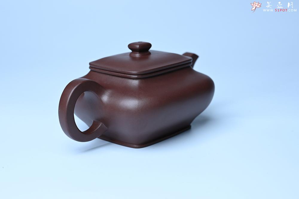 紫砂壶图片：油润老紫泥全手工精工小四方虚扁壶 - 美壶网