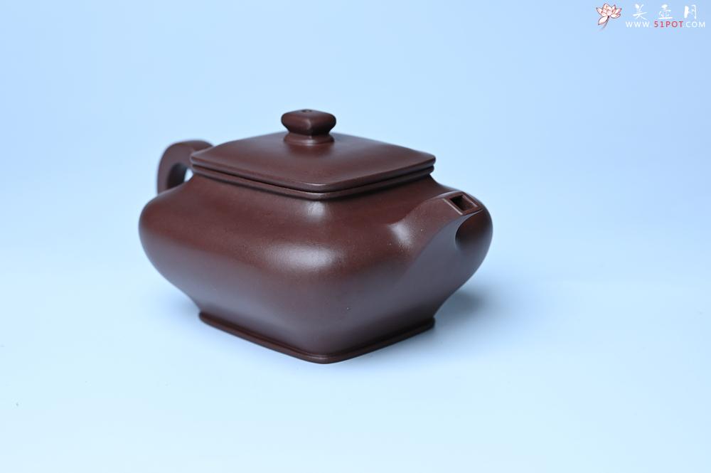 紫砂壶图片：油润老紫泥全手工精工小四方虚扁壶 - 美壶网
