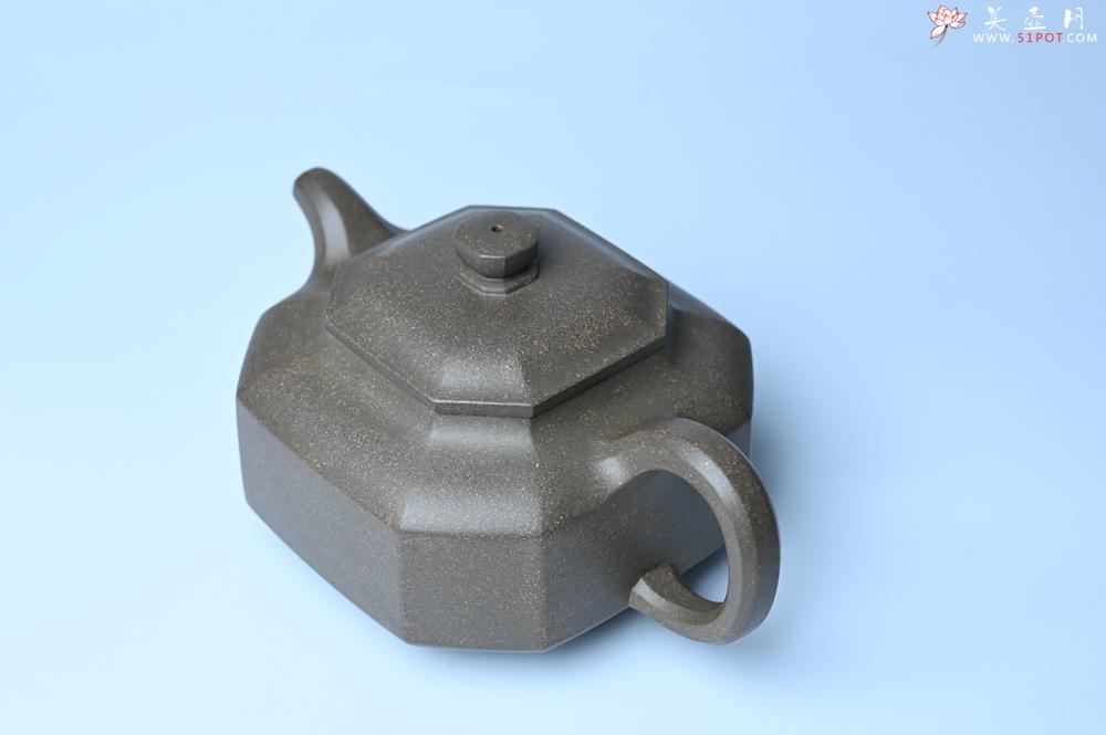 紫砂壶图片：实力派张海艳全手工蟹壳老青段泥精工八方侧角壶 气势磅礴 - 美壶网