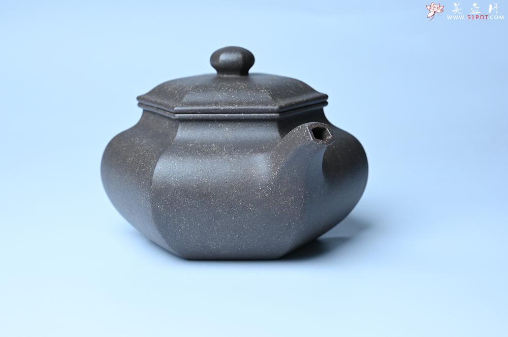 紫砂壶图片：实力派张海艳全手工精工老青灰泥六方仿古壶 气势磅礴 线面挺括平正 - 美壶网