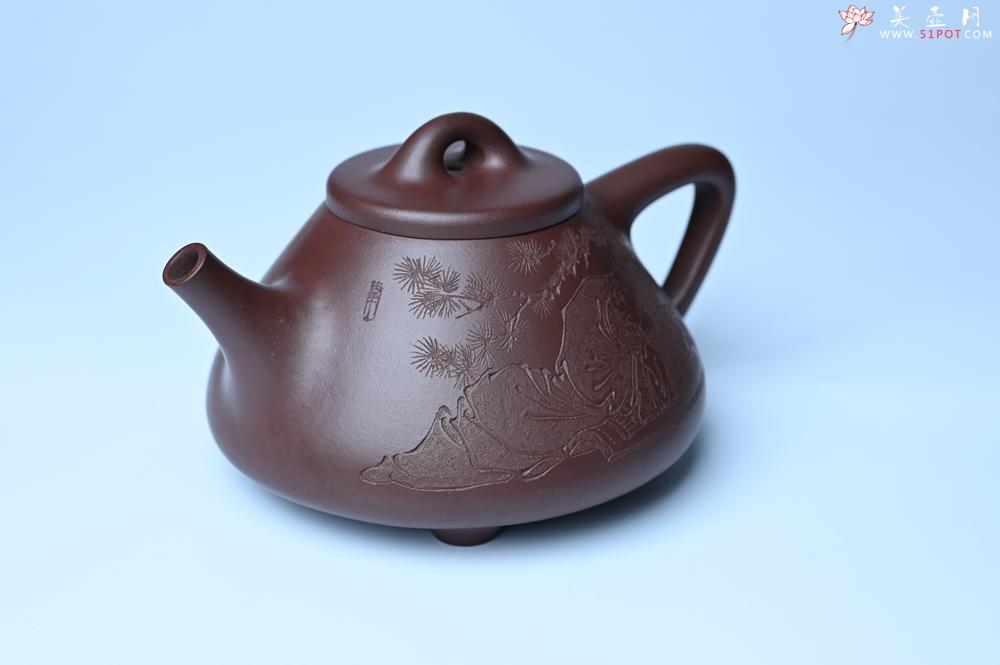 紫砂壶图片：潜力股周小培 特好全手工底槽清子冶石瓢 此是诗仙坡老作 与君同试雨前茶 - 美壶网