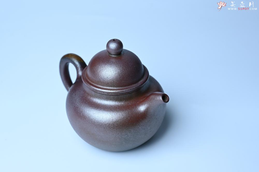 紫砂壶图片：美壶特惠 精致柴烧青灰泥掇球壶 茶人醉爱 - 美壶网