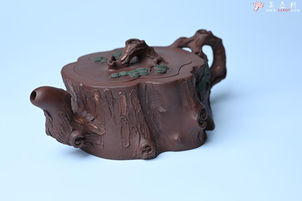 紫砂壶图片:实力派国工奚亮 全手工双色松桩壶 此壶灵动刻画描绘松桩之形 - 美壶网