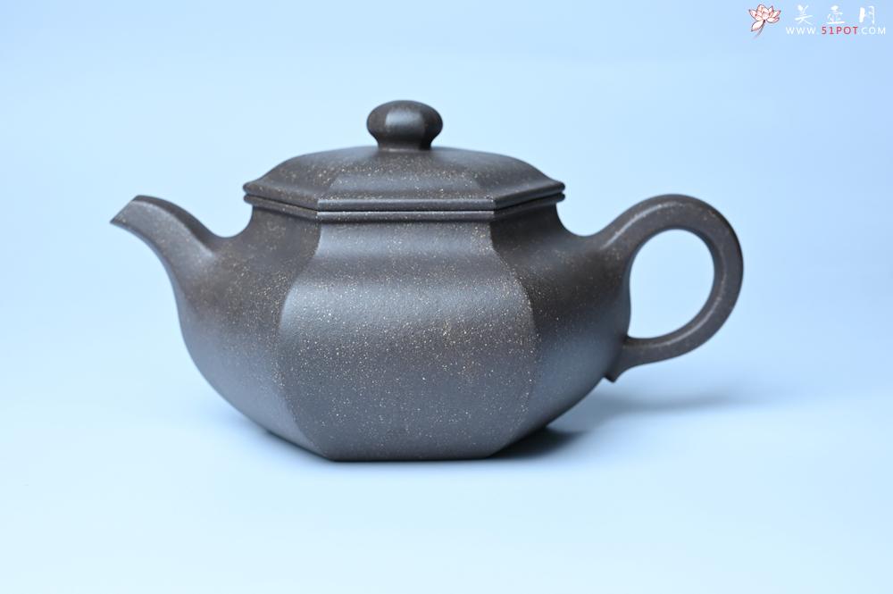 紫砂壶图片：实力派张海艳全手工精工老青灰泥六方仿古壶 气势磅礴 线面挺括平正 - 美壶网