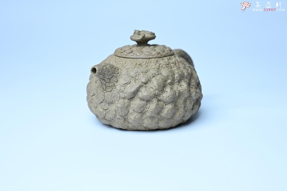 紫砂壶图片：美壶特惠 全手工老青段供春壶 肌理有老树瘿的感觉 灰常赞 - 美壶网