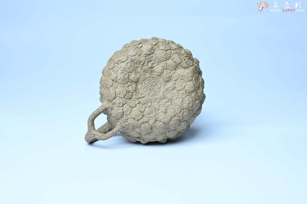 紫砂壶图片：美壶特惠 全手工老青段供春壶 肌理有老树瘿的感觉 灰常赞 - 美壶网