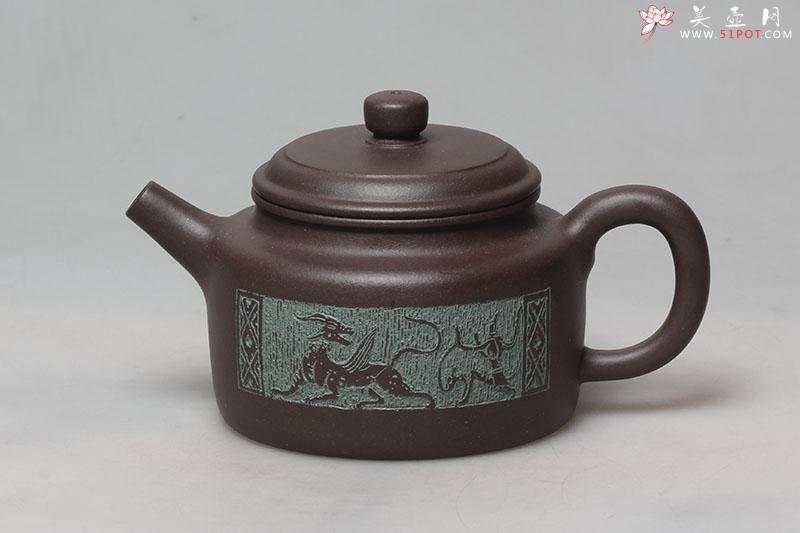 紫砂壶图片：德钟 陈复澄刻 (中华第一刀、当代著名书法篆刻家 ） - 美壶网