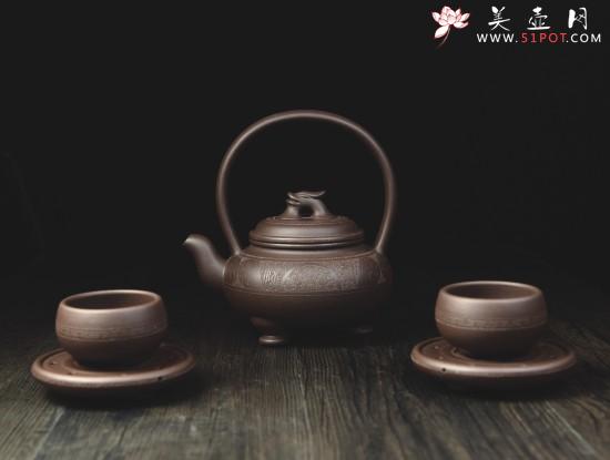 紫砂壶图片：永禄提梁壶 - 美壶网