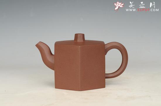 紫砂壶图片:六方壶 2011年11月荣获2011第十三届中国(国家级)工艺美术大师精品博览会金奖 - 美壶网