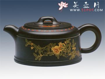 紫砂壶图片：王张坤与中央电视台《艺术人生》栏目主持人朱军合影 - 美壶网