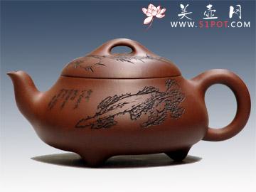 紫砂壶图片：弯嘴石瓢徐秉方铭 - 美壶网